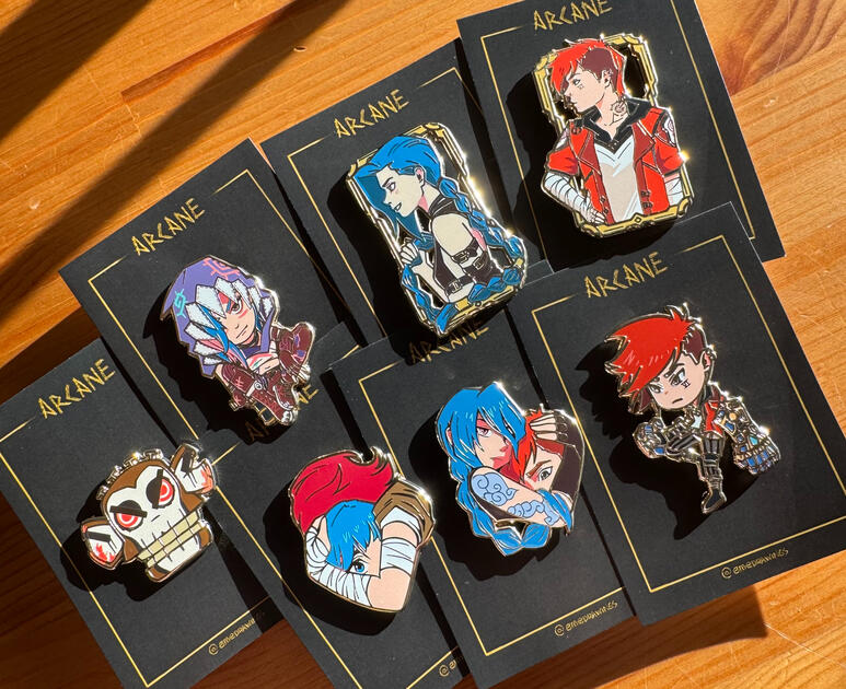 Aracne Enamel Pins